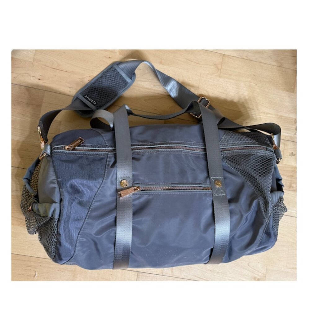 Athleta Cool Grey W/ Rose Gold Hardware Gym Duffle Travel Bag w/ Mesh Details